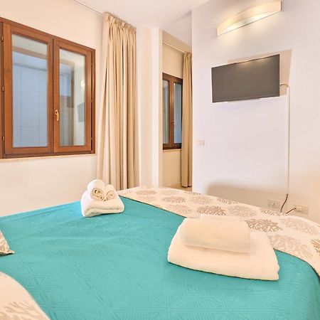 Oidu - Cagliari Suites Екстер'єр фото